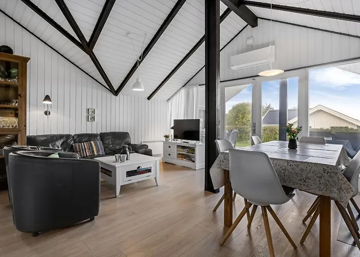 Filipa - 200m From The Sea By Interhome Egernsund